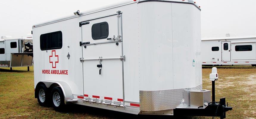 Side-View-horse-trailer-860×400-c